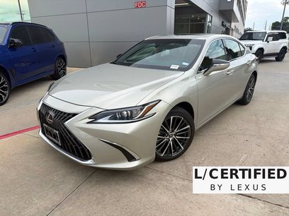 Certified 2025 Lexus ES 350 w/ Premium Package