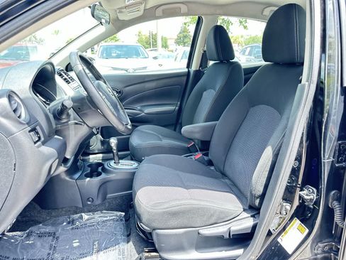 Used 2017 Nissan Versa FWD image 13