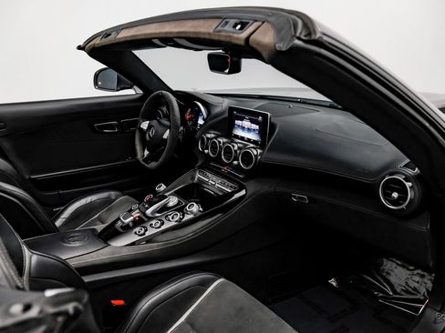 Used 2018 Mercedes-Benz AMG GT C image 48