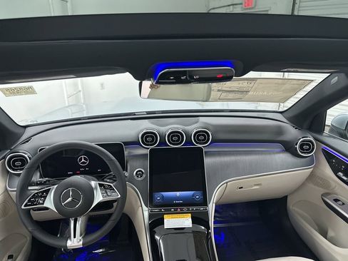Used 2026 Mercedes-Benz GLC 300 GLC 300 image 20