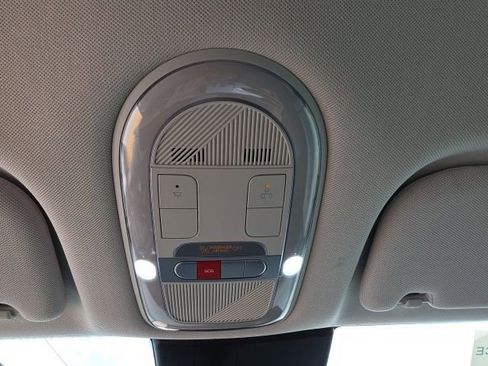 Used 2025 Hyundai Ioniq 5 SEL RWD image 19