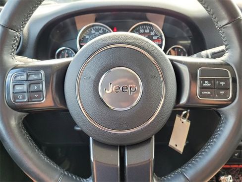 Certified 2018 Jeep Wrangler Rubicon image 35