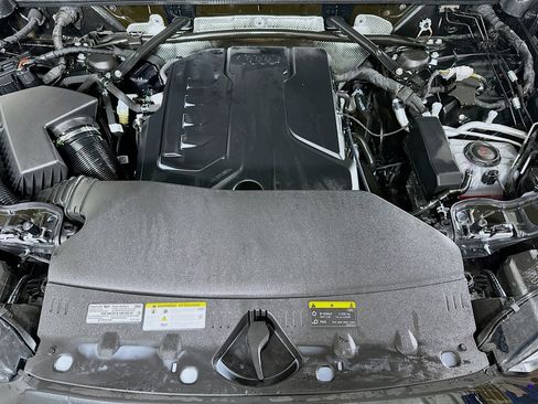 Used 2025 Audi Q5 Premium Plus w/ Premium Plus image 30