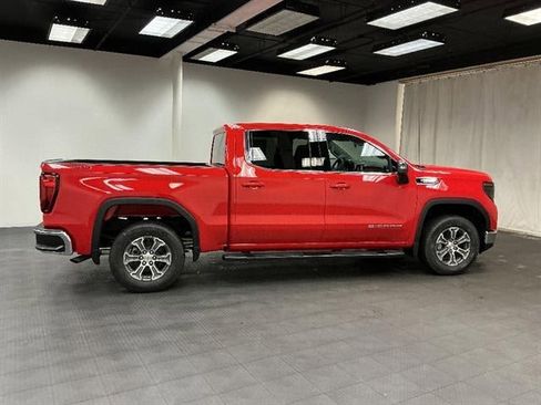New 2026 GMC Sierra 1500 SLE AWD/4WD image 6