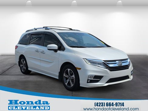 Used 2018 Honda Odyssey Touring image 1