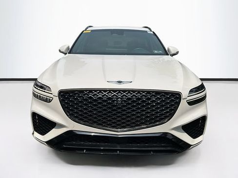 Used 2022 Genesis GV70 3.5T Sport w/ Sport Advanced Package AWD/4WD image 2