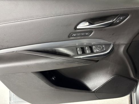 Used 2024 Cadillac XT4 Premium Luxury image 15