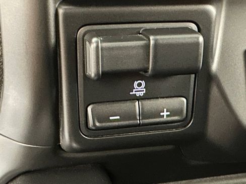 Used 2019 Chevrolet Silverado 1500 RST w/ All-Star Edition AWD/4WD image 32