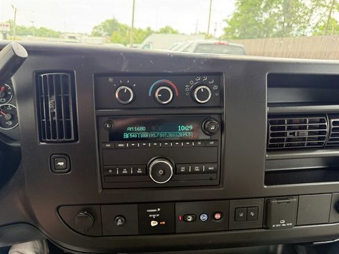 Used 2021 Chevrolet Express 3500 w/ Power Convenience Package RWD image 29