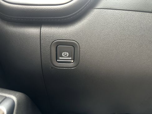 Used 2019 GMC Sierra 1500 Denali w/ Technology Package image 23