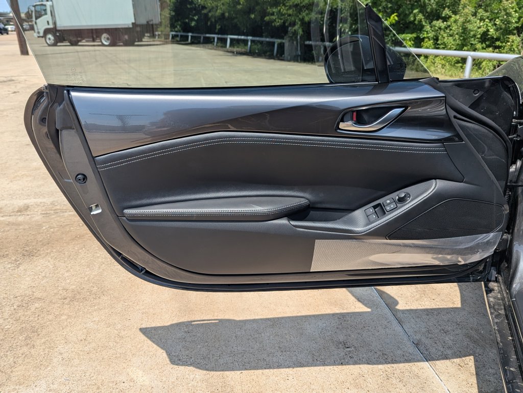 New 2026 MAZDA MX-5 Miata RF Grand Touring RWD image 8