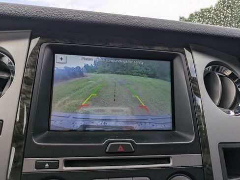 Used 2016 Ford Expedition Limited w/ Equipment Group 301A AWD/4WD image 22