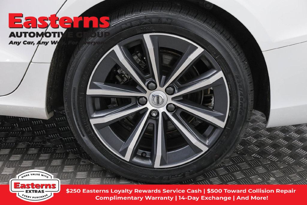 Used 2022 Volvo S60 B5 Inscription FWD image 34