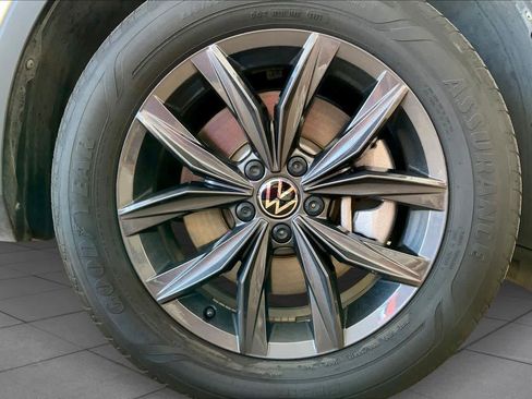 Used 2024 Volkswagen Tiguan Wolfsburg Edition image 13