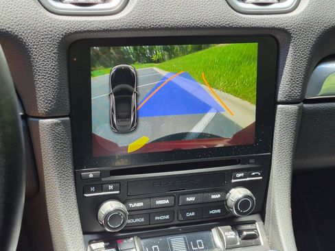 Certified 2020 Porsche 718 Cayman RWD image 15