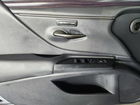Used 2020 Lexus ES 350 w/ Premium Package FWD image 23