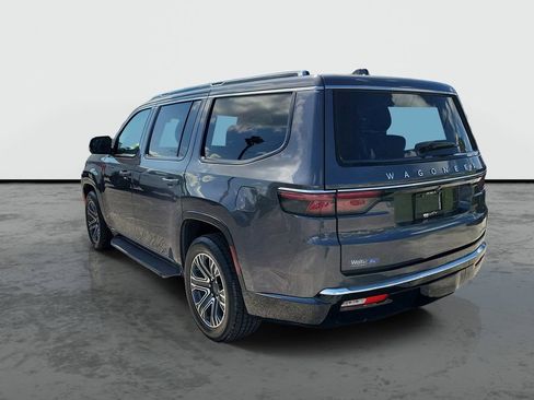 Used 2024 Jeep Wagoneer Series II RWD image 3