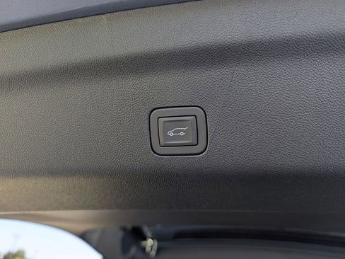 New 2026 GMC Yukon Elevation w/ Elevation Premium Package AWD/4WD image 31