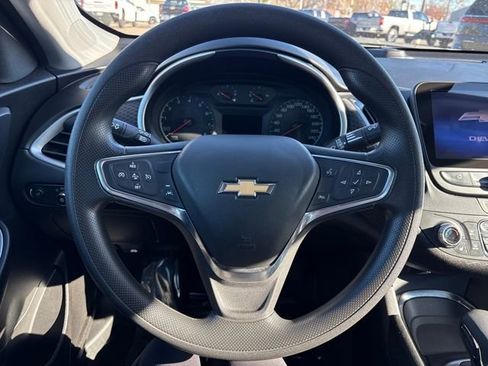 Used 2024 Chevrolet Malibu LT image 17
