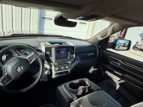 Used 2020 RAM 1500 Laramie image 16