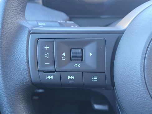 New 2026 Nissan Kicks SV image 18