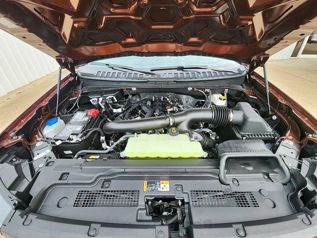 New 2027 Ford Expedition Max Active RWD image 30