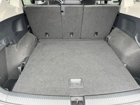 Used 2024 Volkswagen Tiguan Wolfsburg Edition image 13