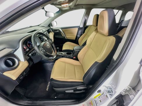 Used 2016 Toyota RAV4 XLE FWD image 13