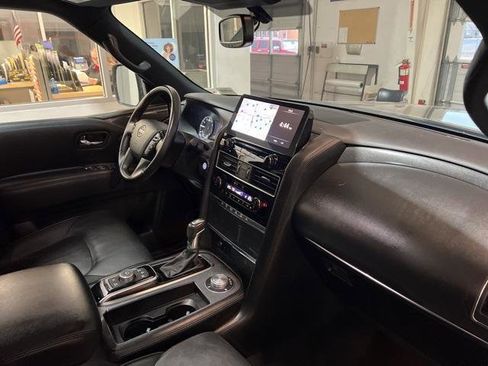 Used 2023 Nissan Armada SL w/ Midnight Edition Package image 19