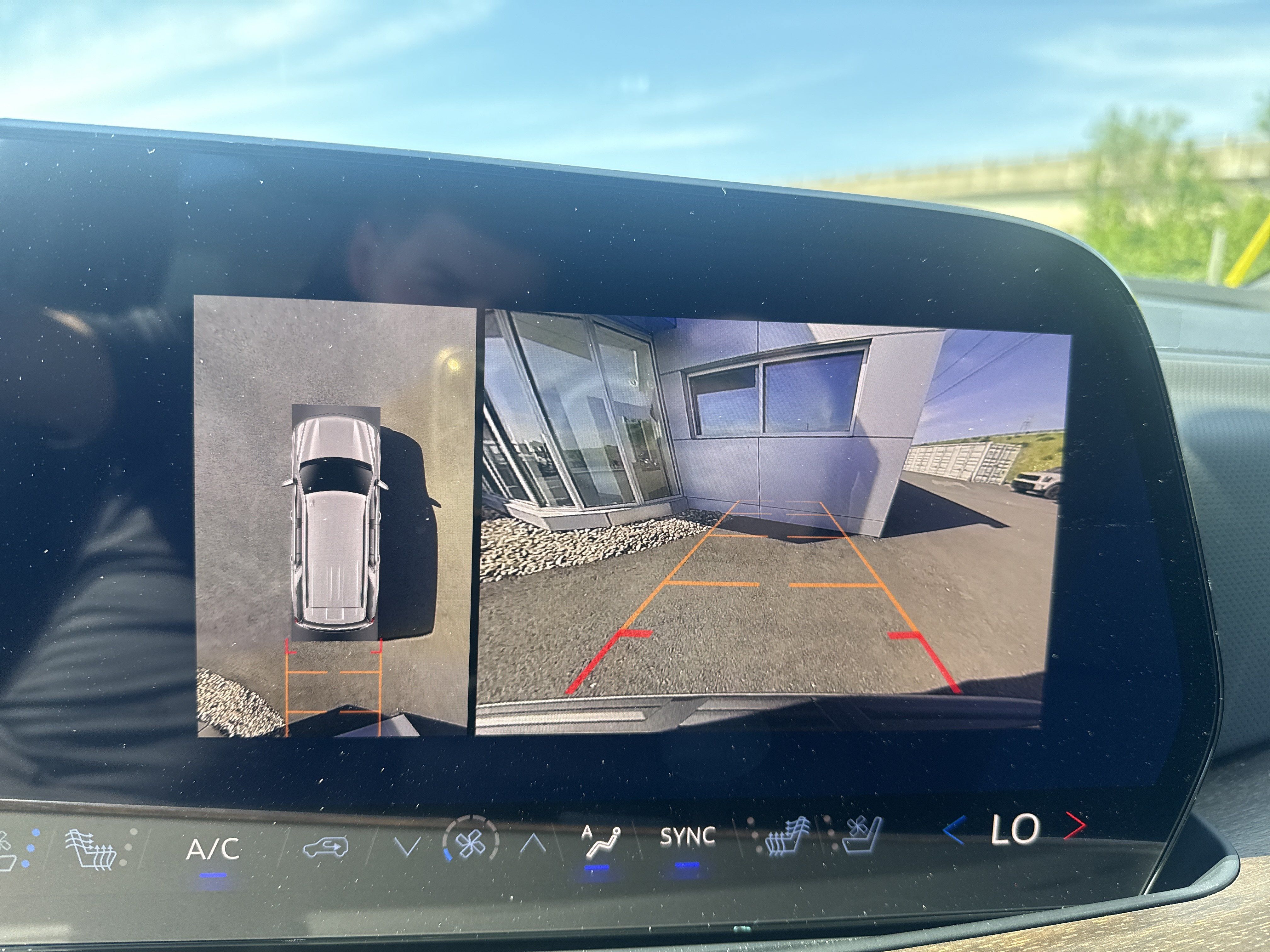 New 2026 Chevrolet Tahoe High Country AWD/4WD image 31