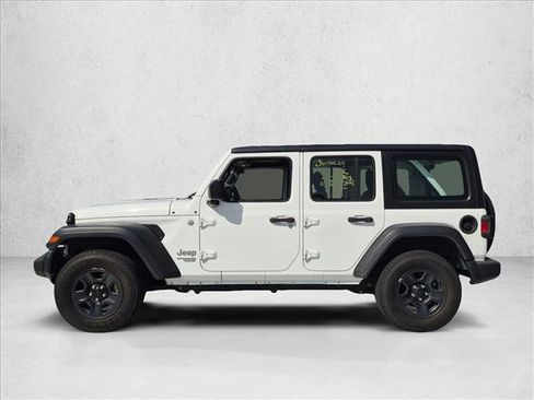 Used 2018 Jeep Wrangler Unlimited Sport AWD/4WD image 9