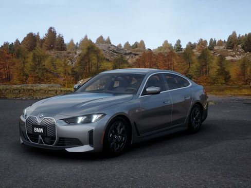 New 2026 BMW i4 eDrive40 image 28