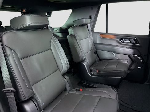 New 2026 GMC Yukon Denali w/ Sun & Power Step Package image 29