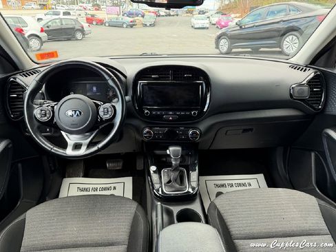 Used 2020 Kia Soul EX image 15