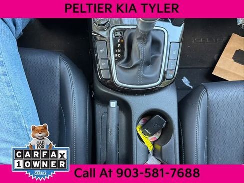 Certified 2025 Kia Seltos EX w/ EX Sunroof Package image 23