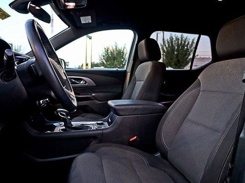 Used 2023 Chevrolet Traverse LT w/ LPO, Cargo Package image 30