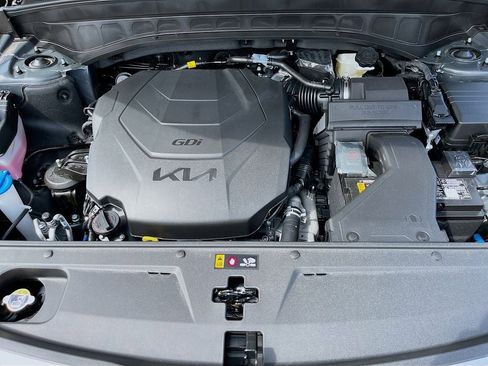 New 2025 Kia Telluride LX image 9