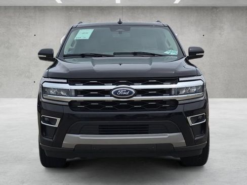 Used 2024 Ford Expedition Limited AWD/4WD image 18