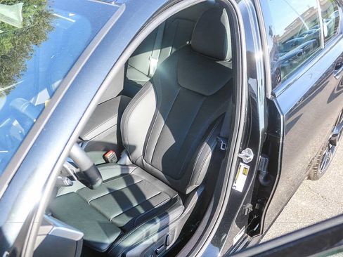 Used 2026 BMW 330i Sedan w/ M Sport Package RWD image 40