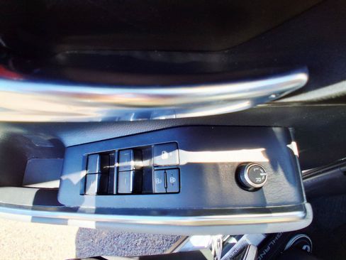 Used 2021 Toyota Highlander Platinum AWD/4WD image 35