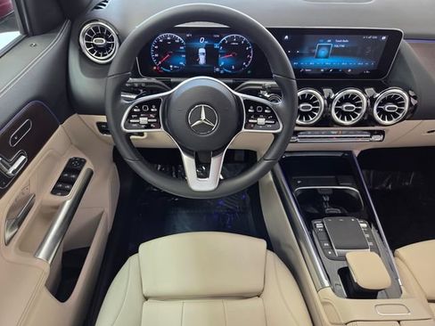 Used 2021 Mercedes-Benz GLA 250 4MATIC image 12