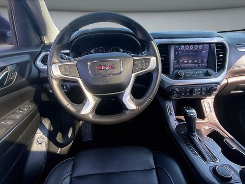 Used 2019 GMC Acadia SLT w/ Black Edition AWD/4WD image 9
