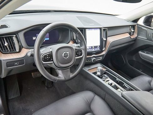 Certified 2024 Volvo XC60 B5 Plus w/ Climate Package image 13