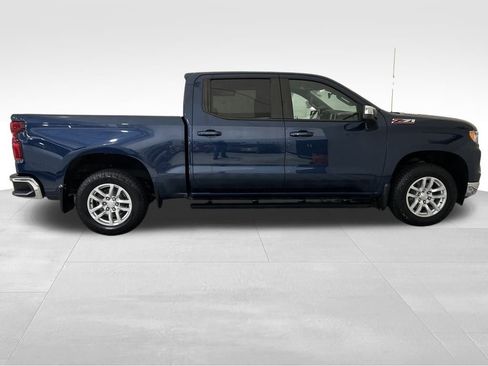 Used 2023 Chevrolet Silverado 1500 LT image 11