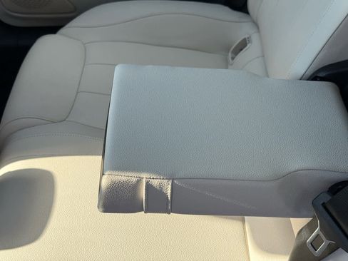 Certified 2026 Mercedes-Benz CLA 250 4MATIC image 33