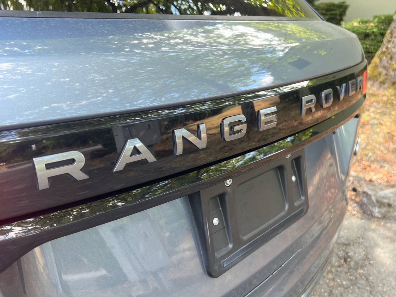 Used 2019 Land Rover Range Rover Velar R-Dynamic SE AWD/4WD image 21