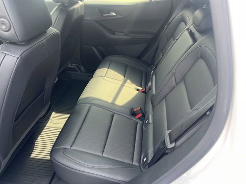 New 2026 Chevrolet Equinox LT w/ Convenience Package II image 11