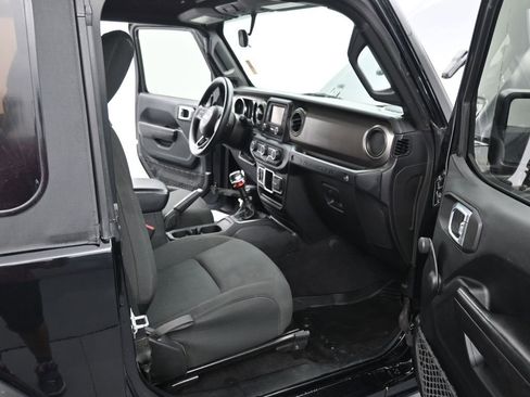 Used 2021 Jeep Wrangler Sport image 14