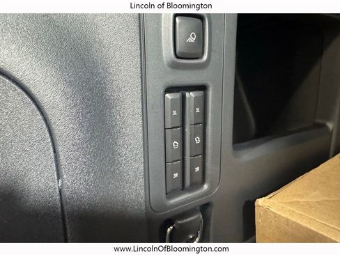 New 2026 Lincoln Navigator L Reserve AWD/4WD image 27