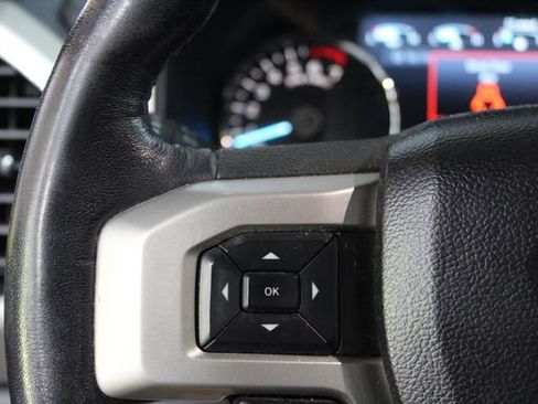 Used 2020 Ford F150 Lariat AWD/4WD image 17